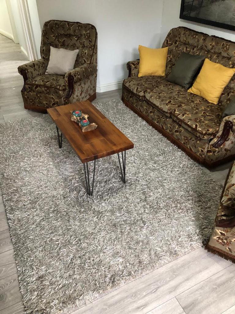 Bed and Breakfast Alpha House Лондон Екстер'єр фото
