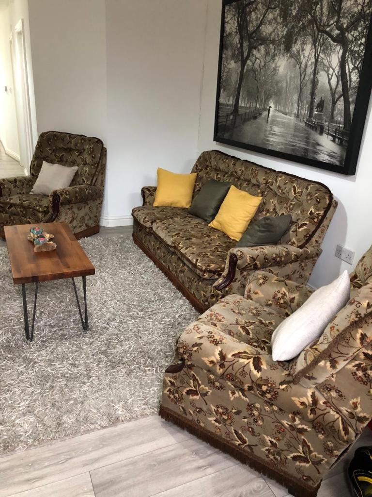 Bed and Breakfast Alpha House Лондон Екстер'єр фото