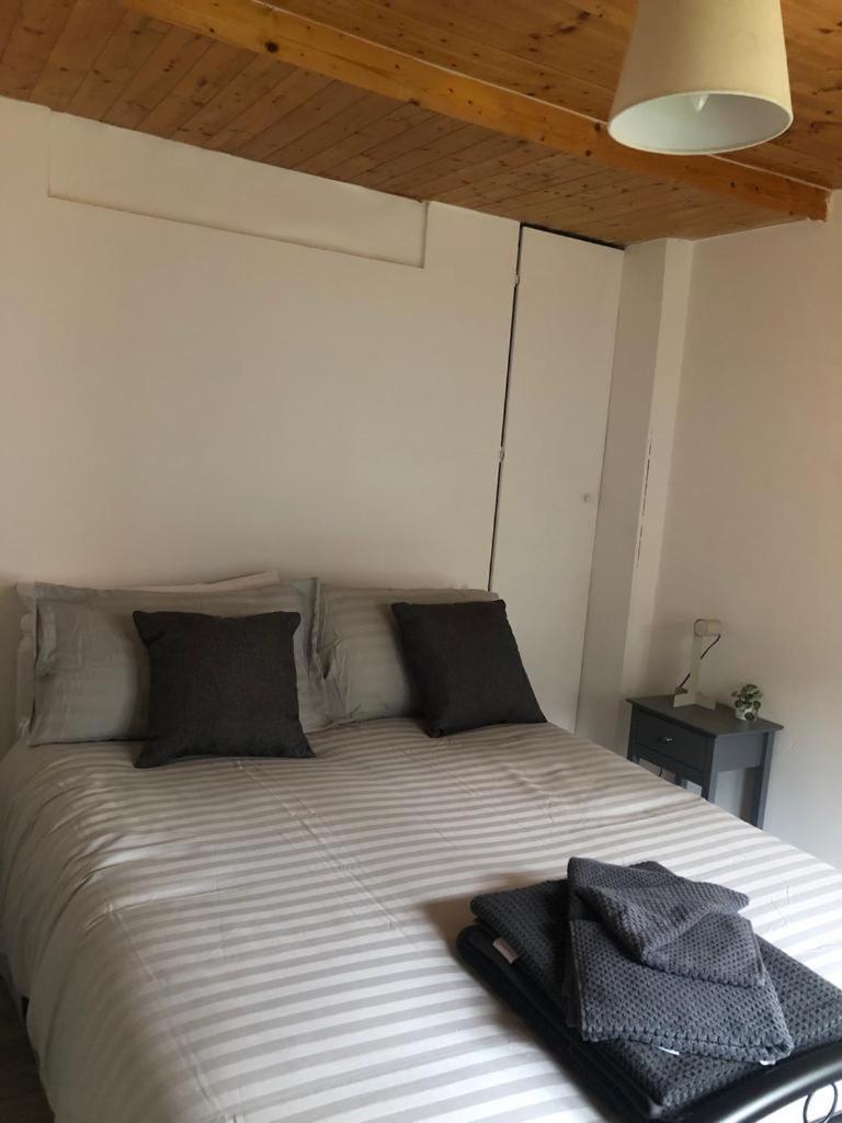 Bed and Breakfast Alpha House Лондон Екстер'єр фото